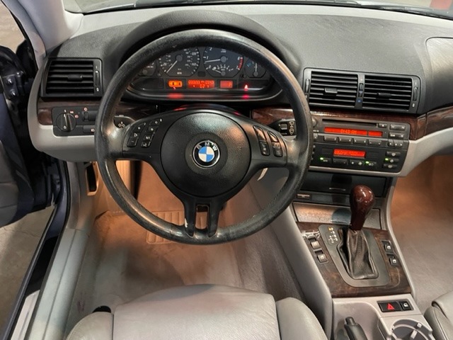 Used-2001-BMW-3-Series-325Ci