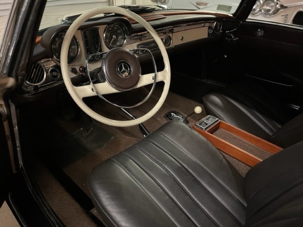 Used-1966-Mercedes-Benz-230-SL