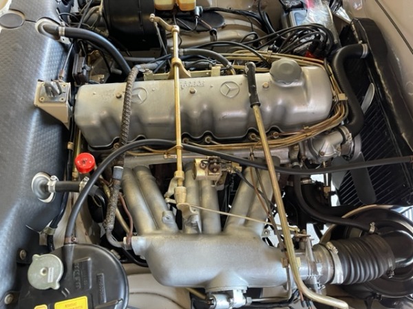 Used-1966-Mercedes-Benz-230-SL