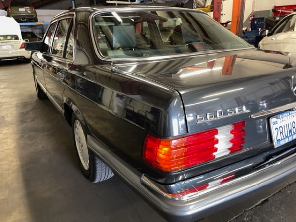 Used-1990-Mercedes-Benz-560-Class-560-SEL