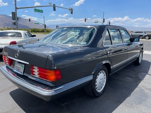 Used-1990-Mercedes-Benz-560-Class-560-SEL