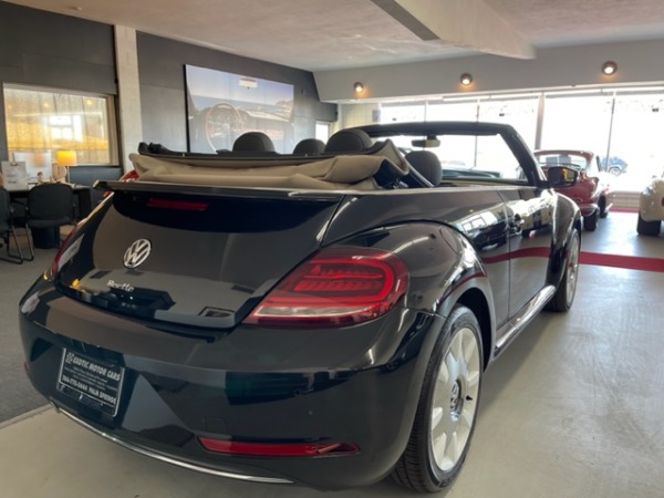 Used-2019-Volkswagen-Beetle-Convertible-20T-Final-Edition-SEL