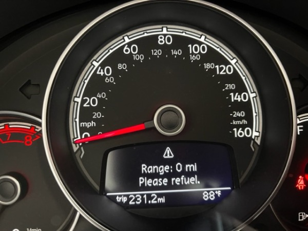 Used-2019-Volkswagen-Beetle-Convertible-20T-Final-Edition-SEL