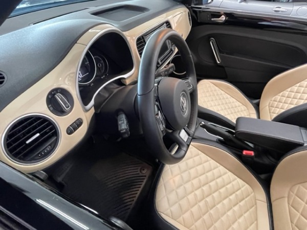 Used-2019-Volkswagen-Beetle-Convertible-20T-Final-Edition-SEL