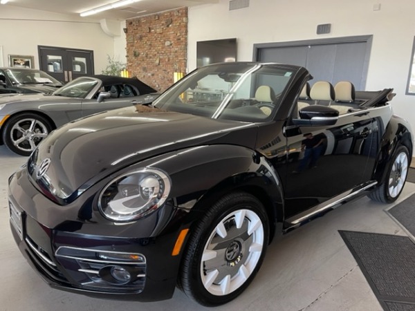 Used-2019-Volkswagen-Beetle-Convertible-20T-Final-Edition-SEL