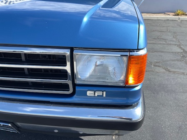 Used-1989-Ford-F-150-XLT-Lariat