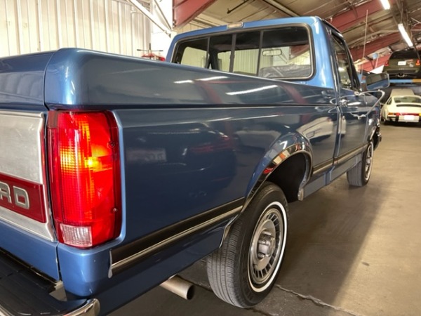 Used-1989-Ford-F-150-XLT-Lariat