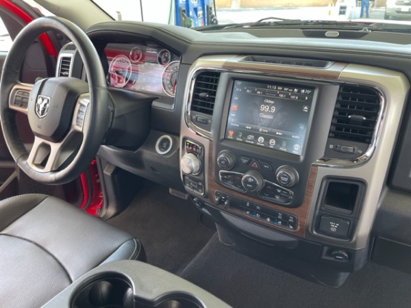 Used-2014-Ram-Ram-Pickup-1500-Laramie