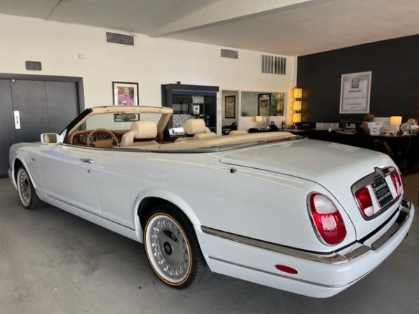 Used-2000-Rolls-Royce-Corniche