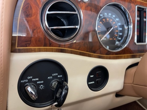 Used-2000-Rolls-Royce-Corniche