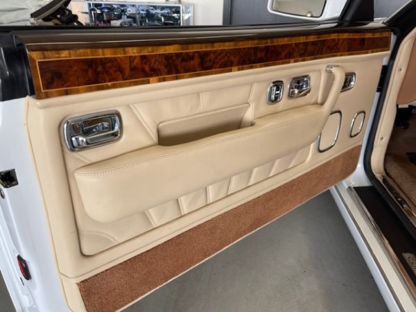 Used-2000-Rolls-Royce-Corniche