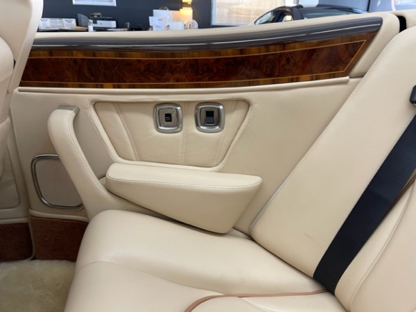 Used-2000-Rolls-Royce-Corniche