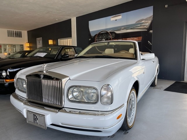 Used-2000-Rolls-Royce-Corniche