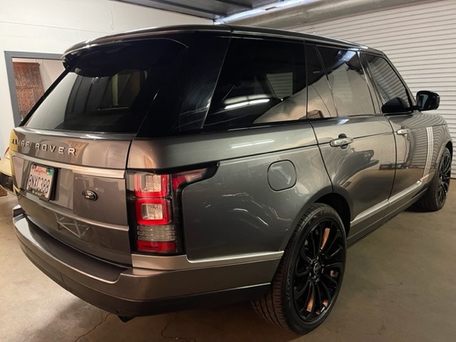 Used-2015-Land-Rover-Range-Rover-HSE