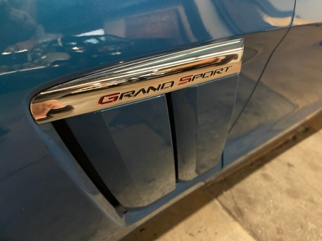 Used-2011-Chevrolet-Corvette-Z16-Grand-Sport