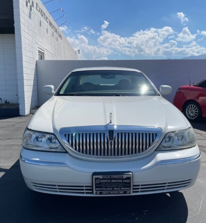 Used-2006-Lincoln-Town-Car-Signature-Limited