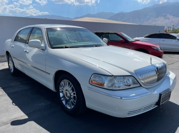 Used-2006-Lincoln-Town-Car-Signature-Limited