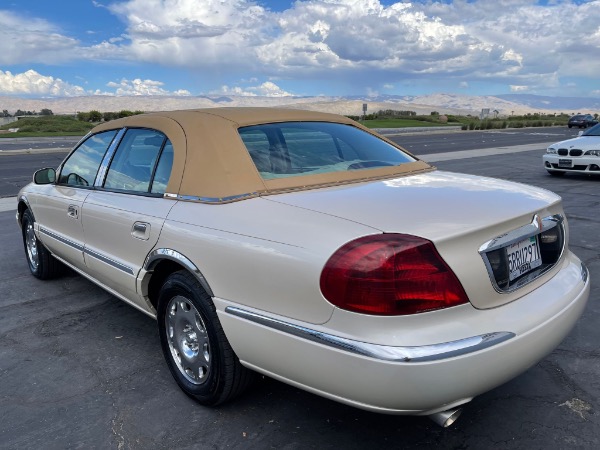 Used-2001-Lincoln-Continental