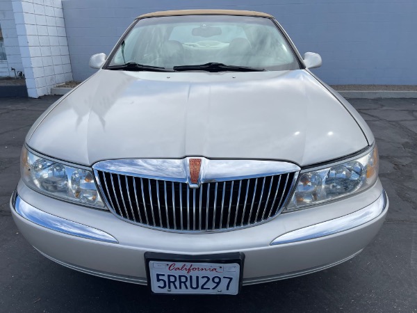 Used-2001-Lincoln-Continental