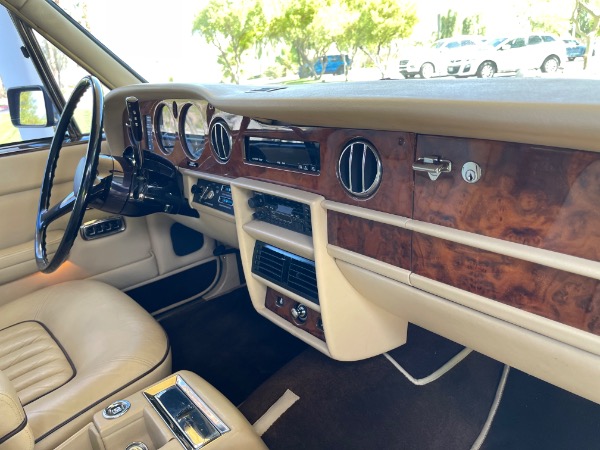 Used-1984-Rolls-Royce-Silver-Spur