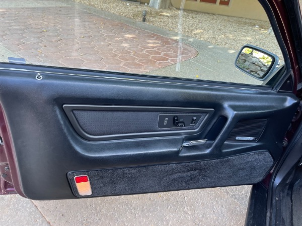 Used-1990-Lincoln-Mark-VII-LSC