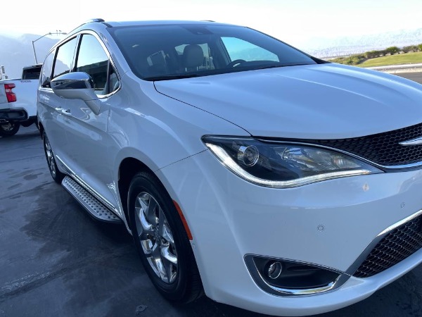 Used-2017-Chrysler-Pacifica-Limited