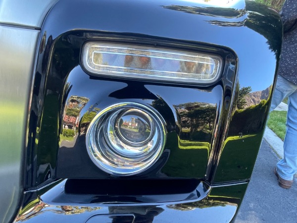 Used-2011-Rolls-Royce-Phantom-Drophead-Coupe