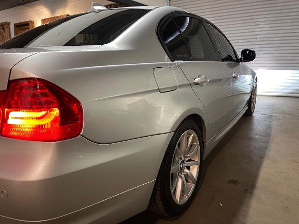Used-2009-BMW-3-Series-328i