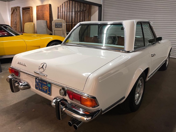 Used-1969-Mercedes-Benz-280-SL