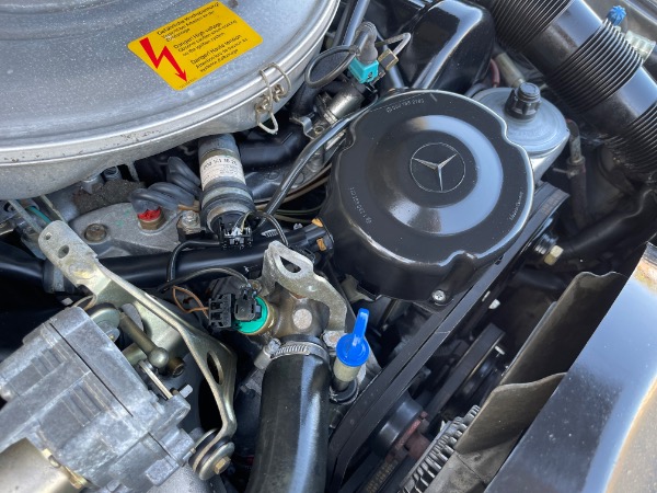 Used-1988-Mercedes-Benz-560-Class-560-SL