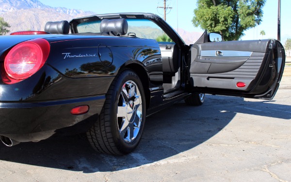 Used-2002-Ford-Thunderbird-Deluxe