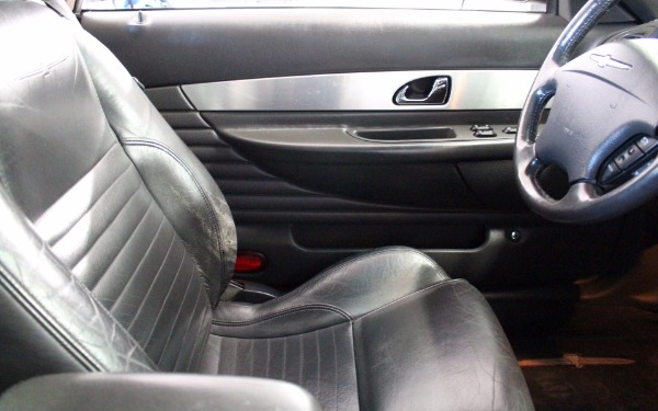 Used-2002-Ford-Thunderbird-Deluxe