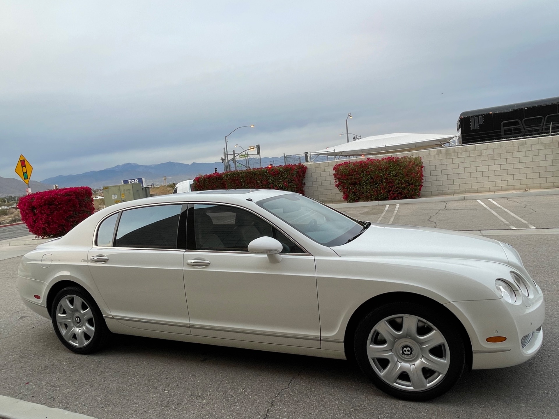 Used-2006-Bentley-Continental-Flying-Spur