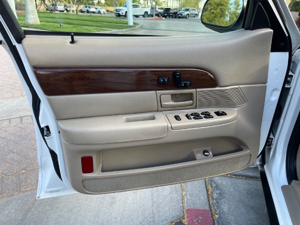 Used-2004-Mercury-Grand-Marquis-LS-Premium