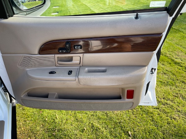 Used-2004-Mercury-Grand-Marquis-LS-Premium