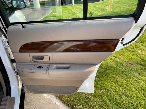 Used-2004-Mercury-Grand-Marquis-LS-Premium