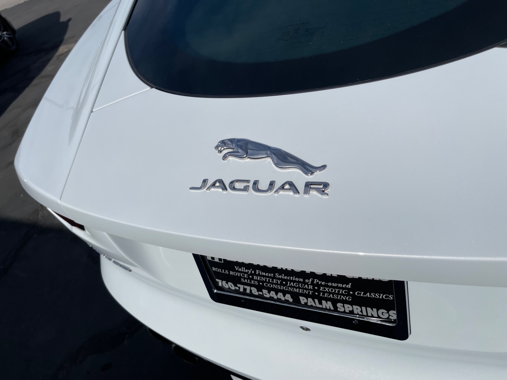 Used-2019-Jaguar-F-TYPE-R