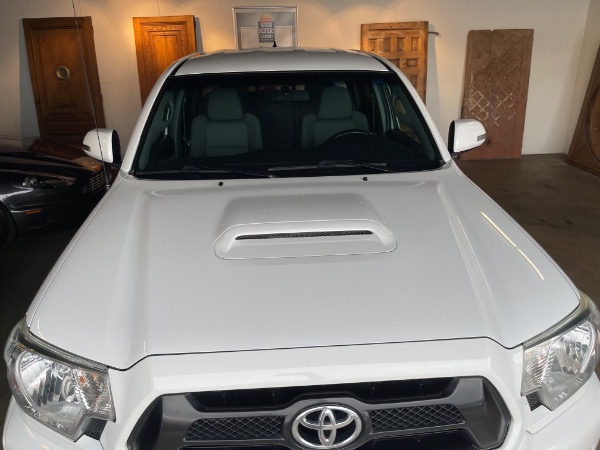 Used-2014-Toyota-Tacoma-PreRunner-V6