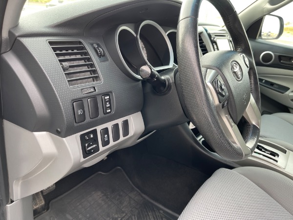 Used-2014-Toyota-Tacoma-PreRunner-V6