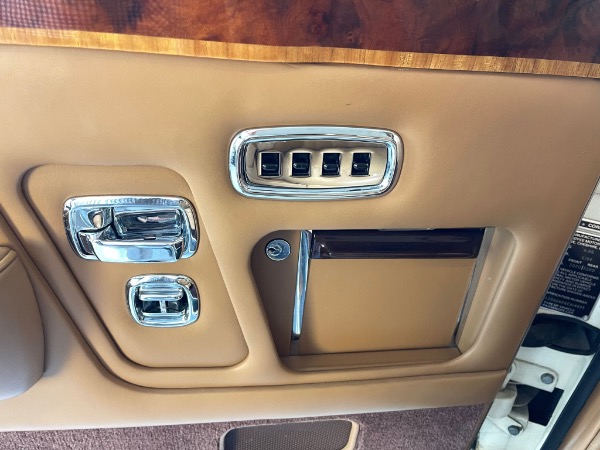 Used-1986-Rolls-Royce-Corniche-II