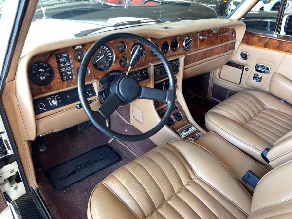 Used-1986-Rolls-Royce-Corniche-II