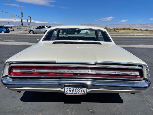 Used-1967-Ford-Thunderbird-Sedan