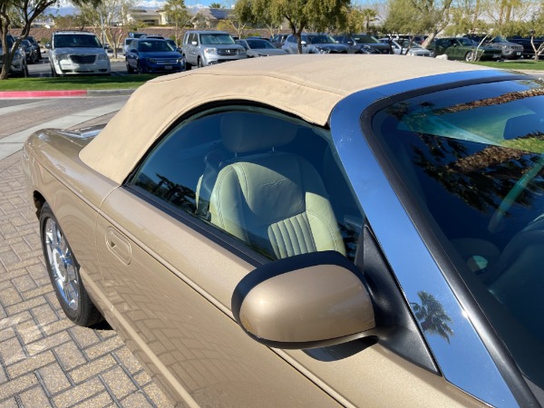 Used-2005-Ford-Thunderbird-50th-Anniversary-Edition