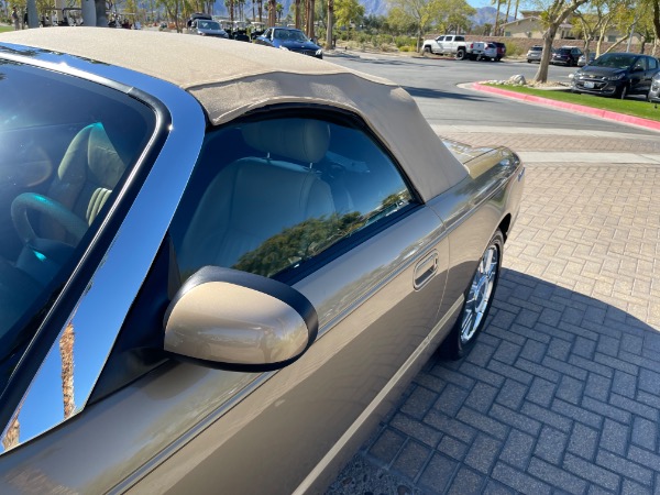 Used-2005-Ford-Thunderbird-50th-Anniversary-Edition