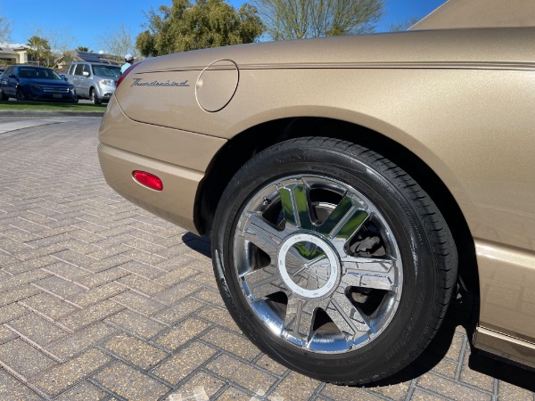 Used-2005-Ford-Thunderbird-50th-Anniversary-Edition