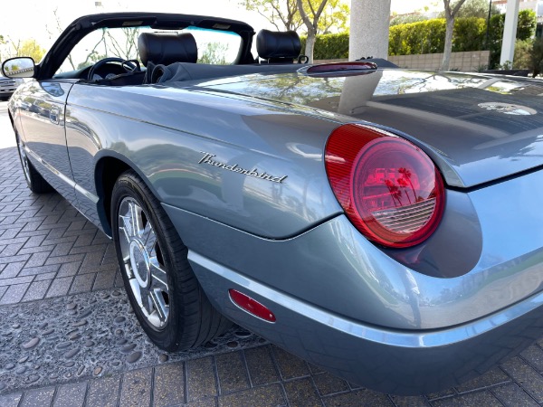 Used-2005-Ford-Thunderbird-Deluxe