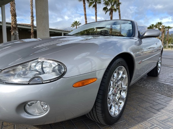 Used-2001-Jaguar-XKR