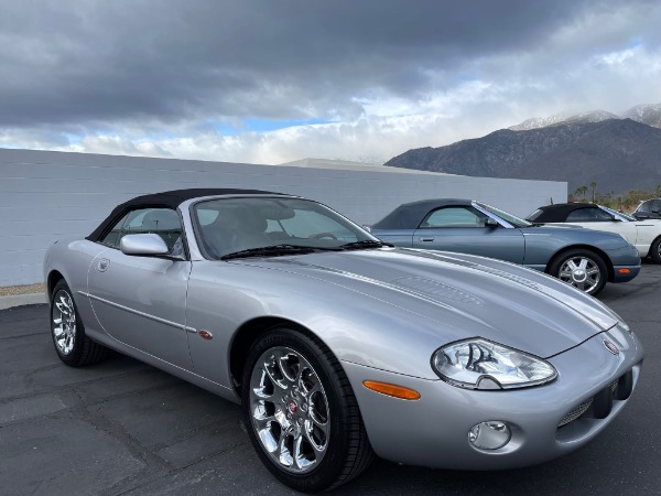 Used-2001-Jaguar-XKR