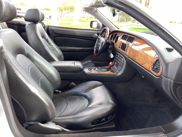 Used-2001-Jaguar-XKR