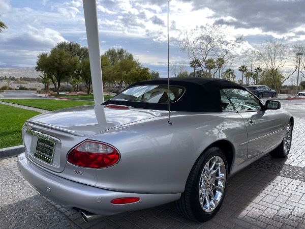 Used-2001-Jaguar-XKR